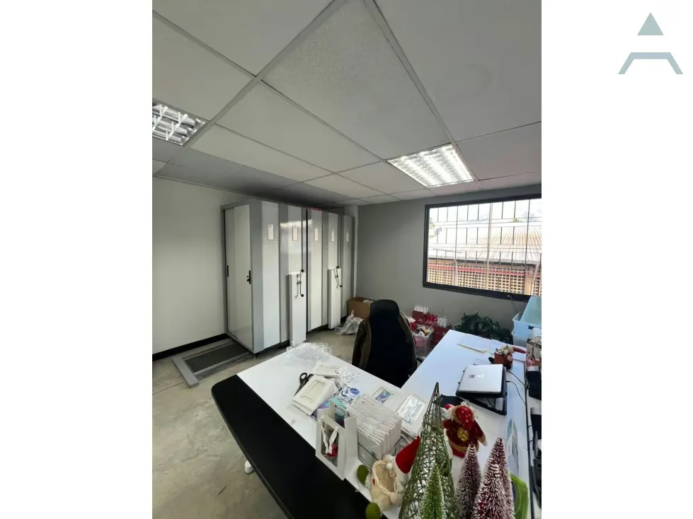 Se Vende Edificio industrial 7000m² Los Ruices - 45