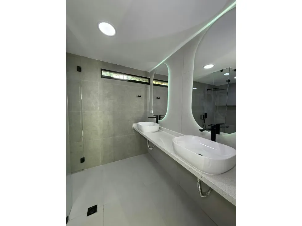 SE VENDE PLANTA BAJA EN CAURIMARE - 8