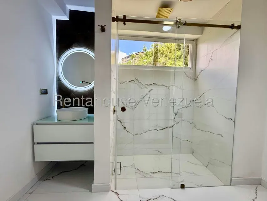 Apartamento (1 Nivel) en Venta en Santa Ines, Distrito Metropolitano - 32