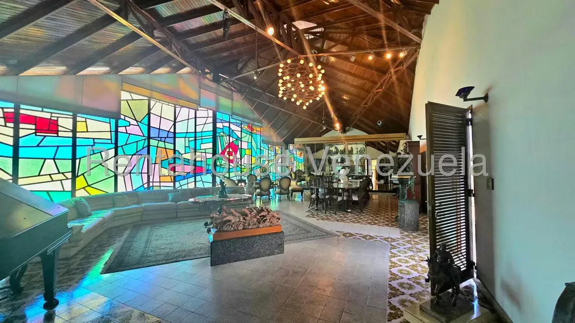 Casa (Multipes Niveles) en Venta en Colinas de Los Chaguaramos, Distrito Metropolitano - 17