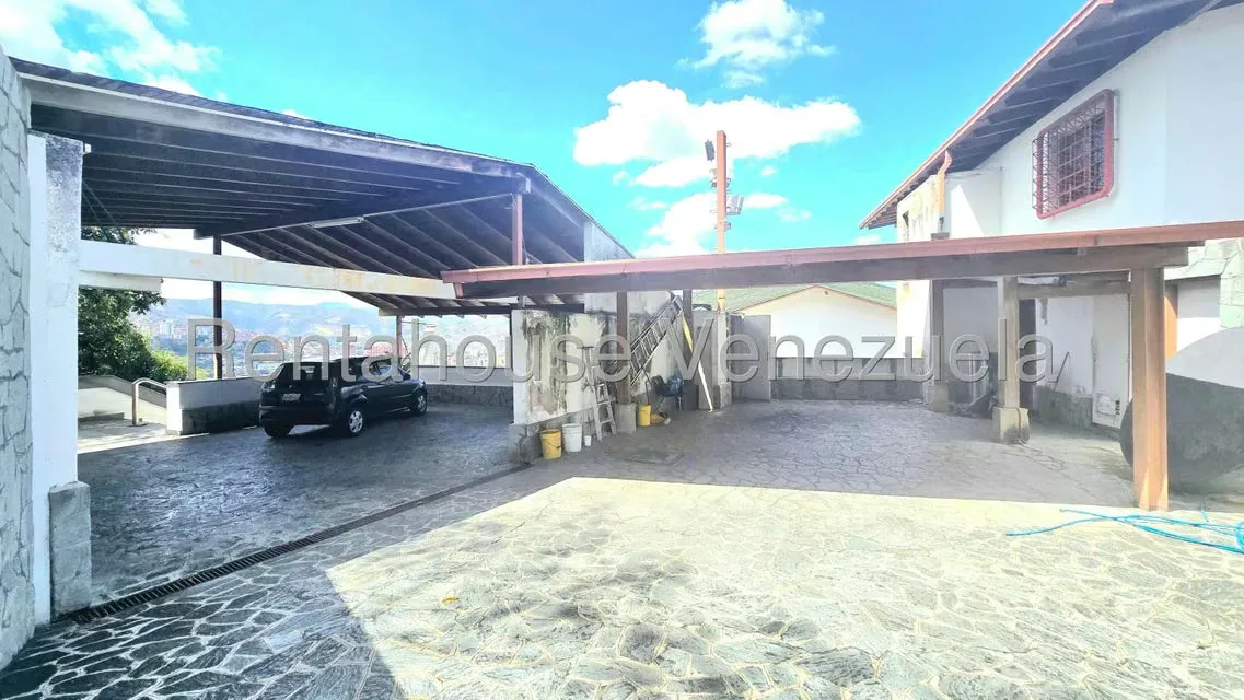 Casa (Multipes Niveles) en Venta en Colinas de Los Chaguaramos, Distrito Metropolitano - 31