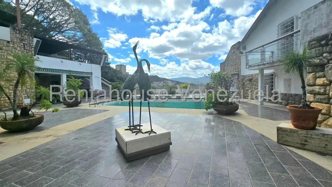 Casa (Multipes Niveles) en Venta en Colinas de Los Chaguaramos, Distrito Metropolitano - 4
