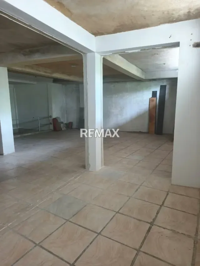 LOCAL COMERCIAL EN ALQUILER - 5