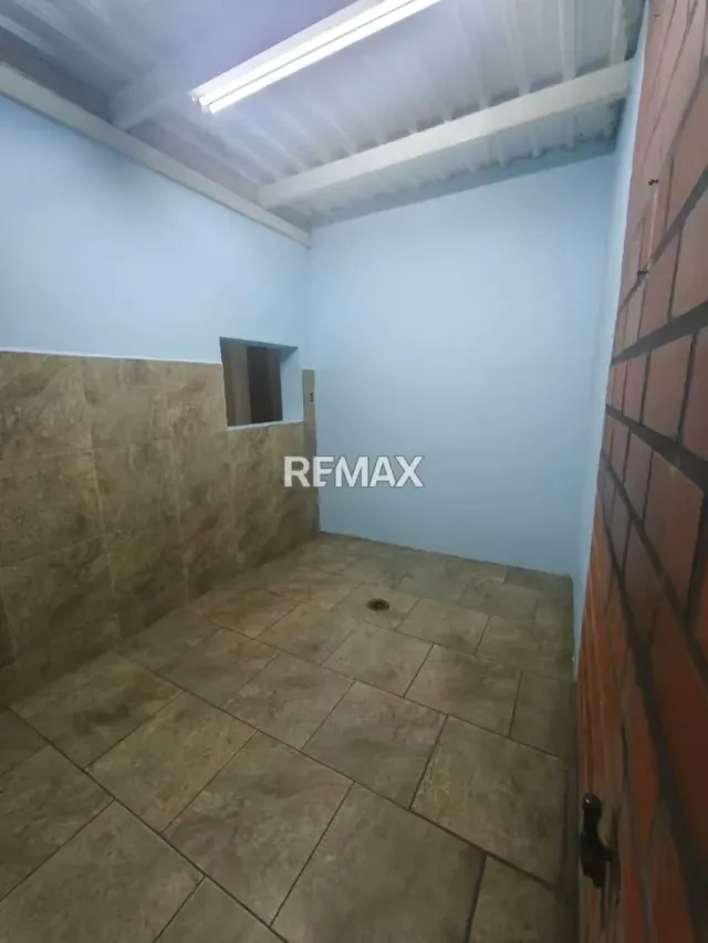 LOCAL COMERCIAL EN ALQUILER - 10