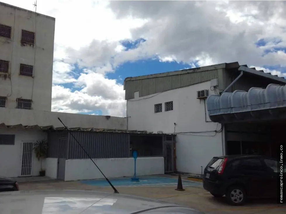 Centro Comercial en Barquisimeto C-893960 - 3