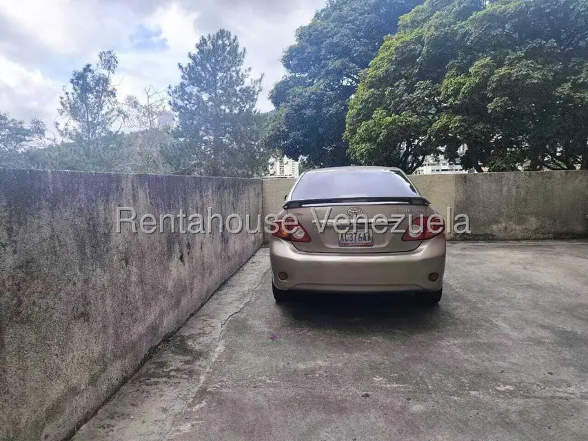 Apartamento (1 Nivel) en Venta en Prados del Este, Distrito Metropolitano - 50