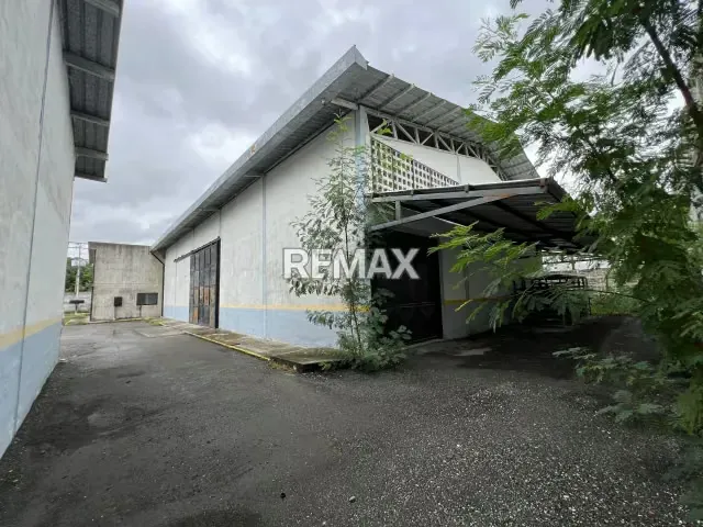 Excelente oportunidad de inversión industrial comercial en la Zona Industrial de Acarigua