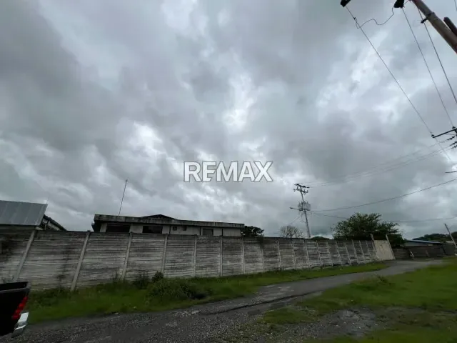 Excelente oportunidad de inversión industrial comercial en la Zona Industrial de Acarigua - 13