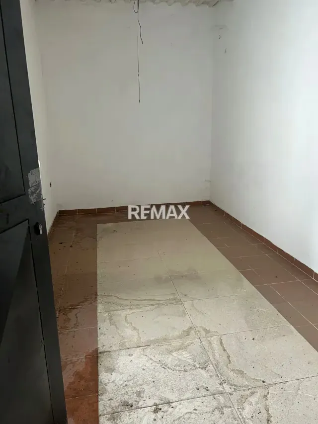 Excelente oportunidad de inversión industrial comercial en la Zona Industrial de Acarigua - 9