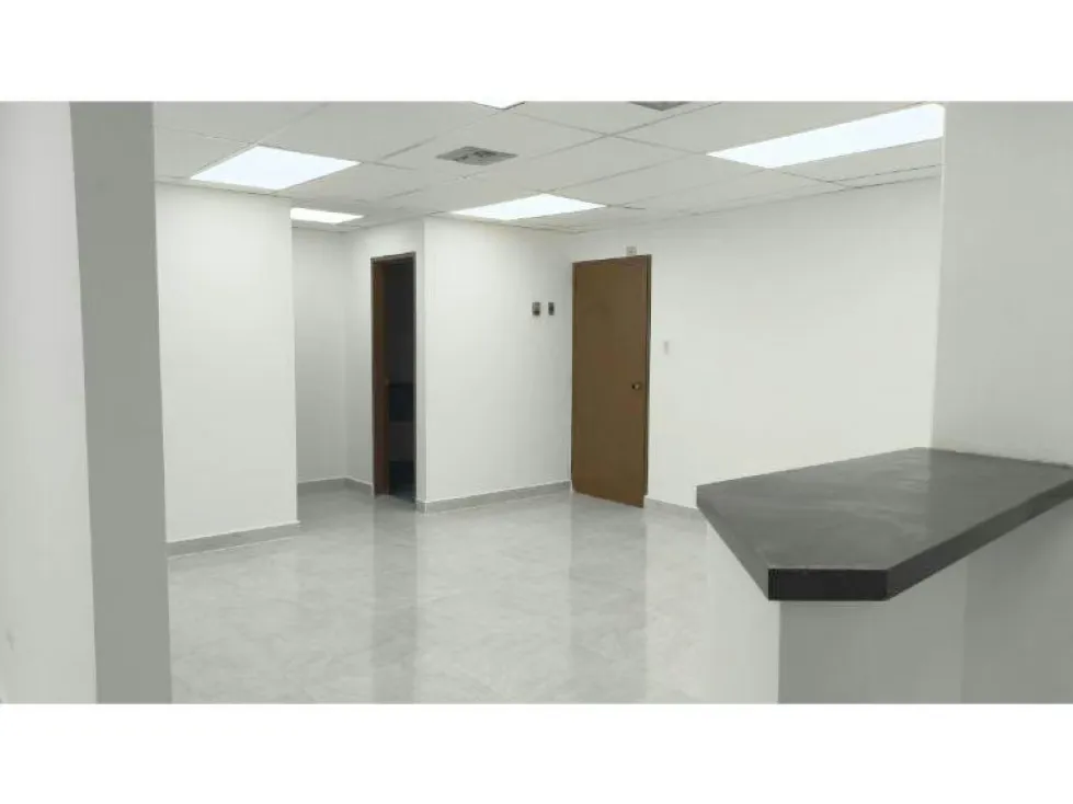 Alquilo oficina 80m2 Santa Paula 3054 - 3