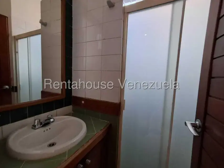 Townhouse (Duplex) en Venta en Tucacas, Falcon - 37