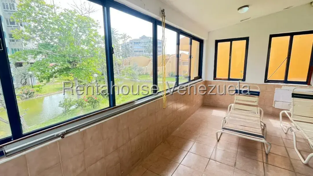 Townhouse (Duplex) en Venta en Tucacas, Falcon - 45