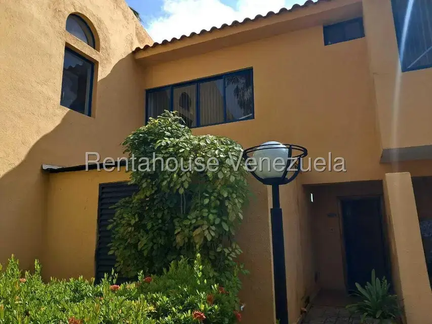 Townhouse (Duplex) en Venta en Tucacas, Falcon - 5