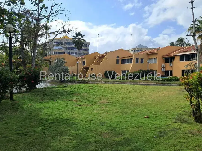 Townhouse (Duplex) en Venta en Tucacas, Falcon - 53