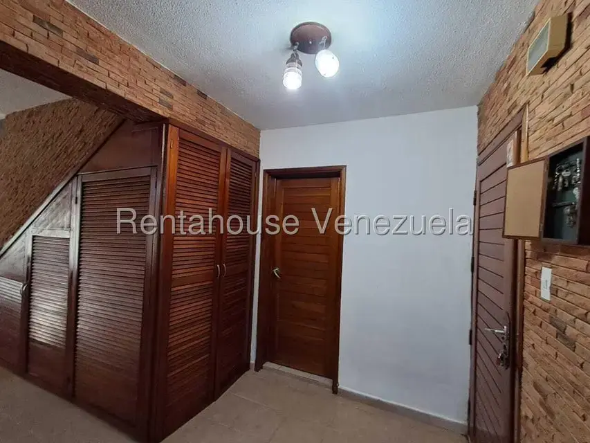 Townhouse (Duplex) en Venta en Tucacas, Falcon - 8
