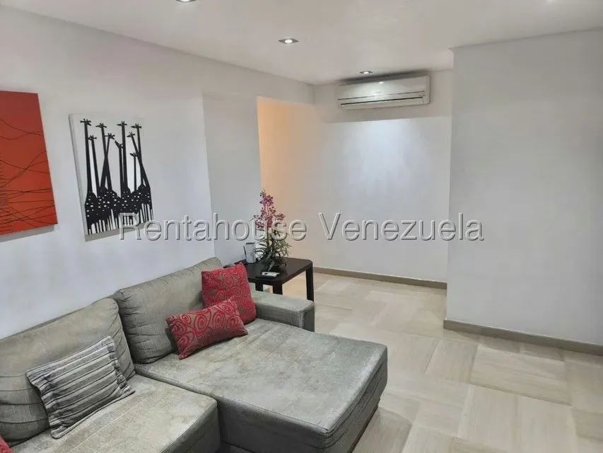 Apartamento (Duplex) en Venta en Lomas del Sol, Distrito Metropolitano - 18