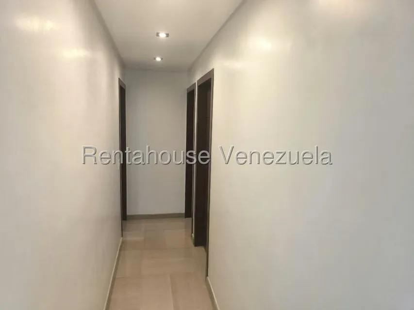 Apartamento (Duplex) en Venta en Lomas del Sol, Distrito Metropolitano - 28