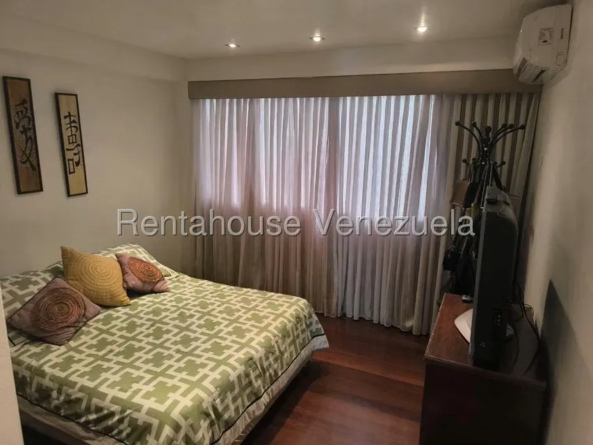 Apartamento (Duplex) en Venta en Lomas del Sol, Distrito Metropolitano - 31