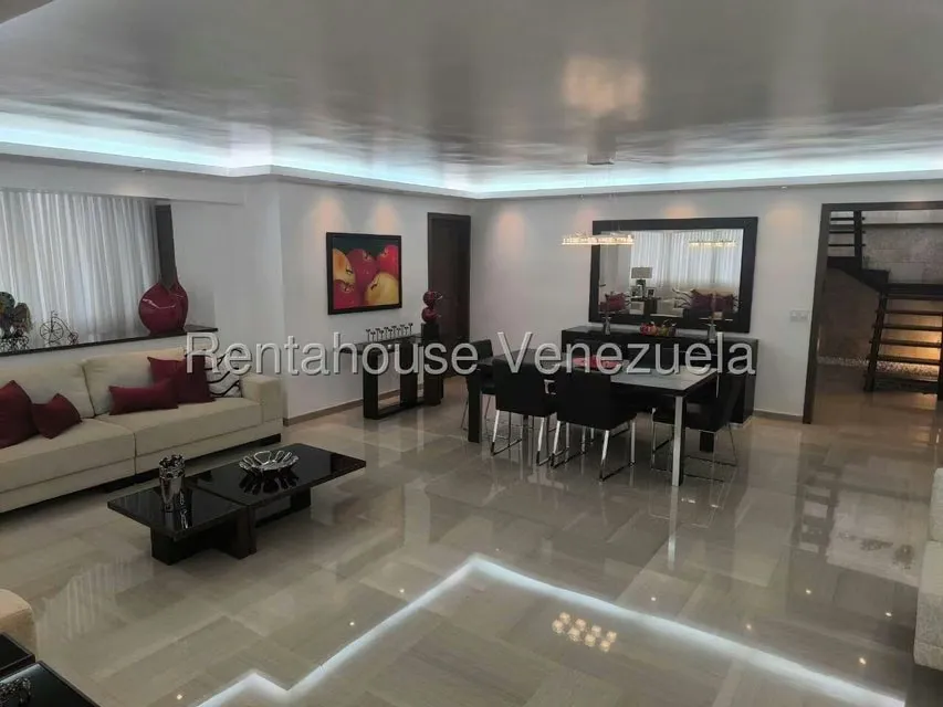 Apartamento (Duplex) en Venta en Lomas del Sol, Distrito Metropolitano - 7