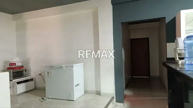 CASA EN VENTA, UBICADA EN LA URBANIZACION COROMOTO A 2 CUADRAS DE LA AVENIDA PRINCIPAL - 15