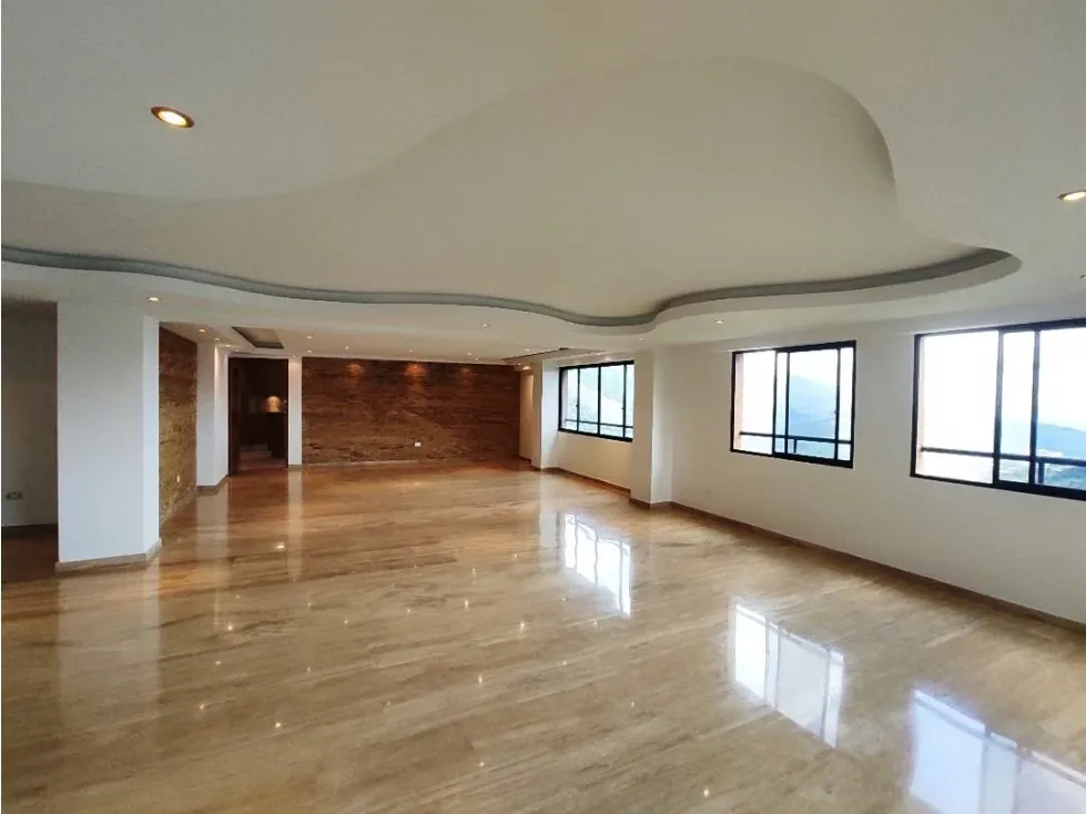 PENT-HOUSE - MIRANDA - 311 Mts2 - 3