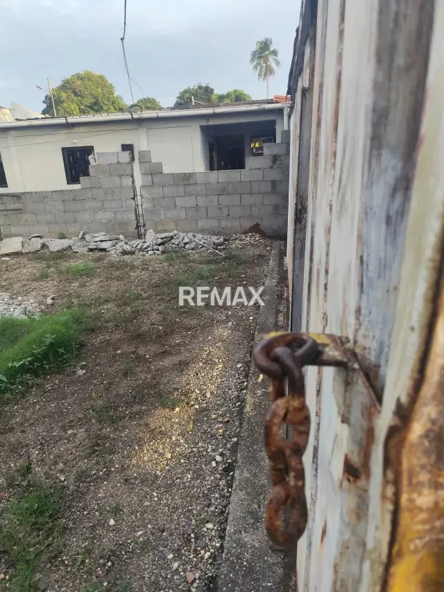 Vendo Terreno Ubicado en Barrio Bolívar - 3