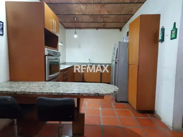 SE VENDE CASA COMERCIAL URBANIZACIÓN SAN JACINTO ZONA NORTE MARACAIBO - 8