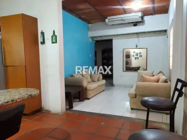 SE VENDE CASA COMERCIAL URBANIZACIÓN SAN JACINTO ZONA NORTE MARACAIBO - 9