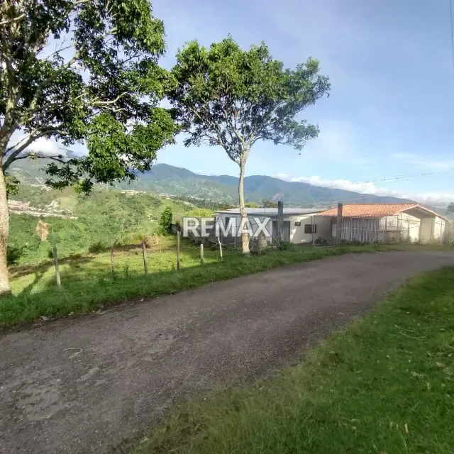 LOTE DE TERRENO ESTRATÉGIO en venta - 4