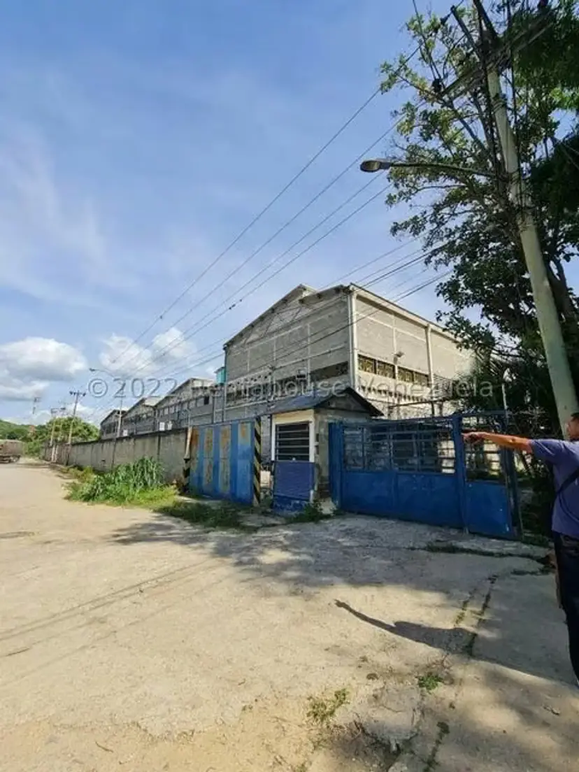 Comercial (Galpon - Deposito) en Venta en Guatire, Miranda