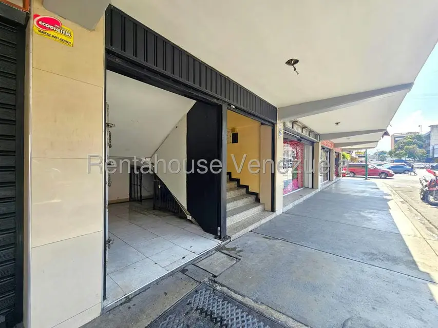 Local Comercial en Alquiler en Centro, Lara - 12