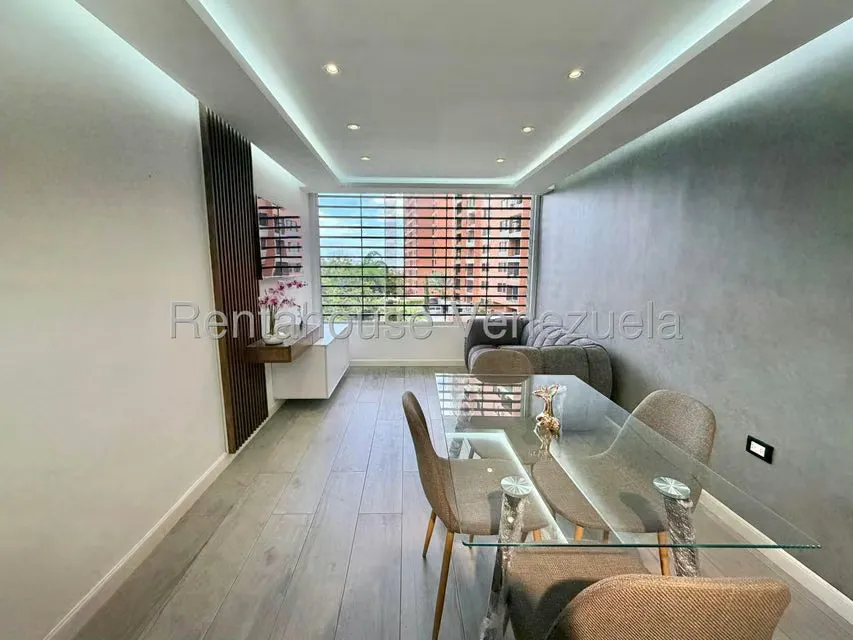 Apartamento (1 Nivel) en Venta en Colinas de La Tahona, Distrito Metropolitano - 11