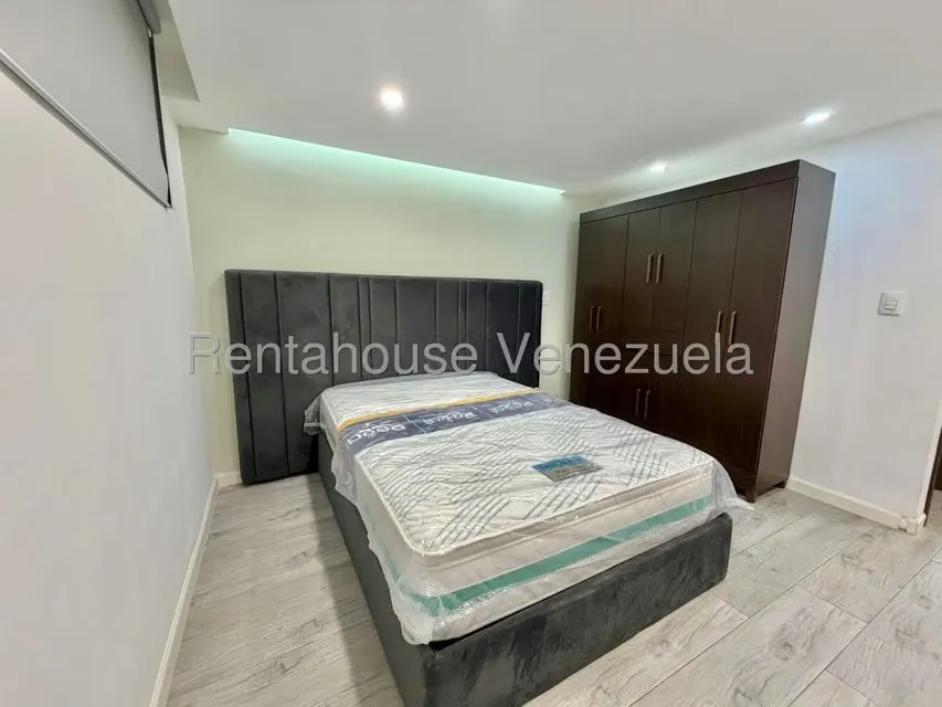 Apartamento (1 Nivel) en Venta en Colinas de La Tahona, Distrito Metropolitano - 16