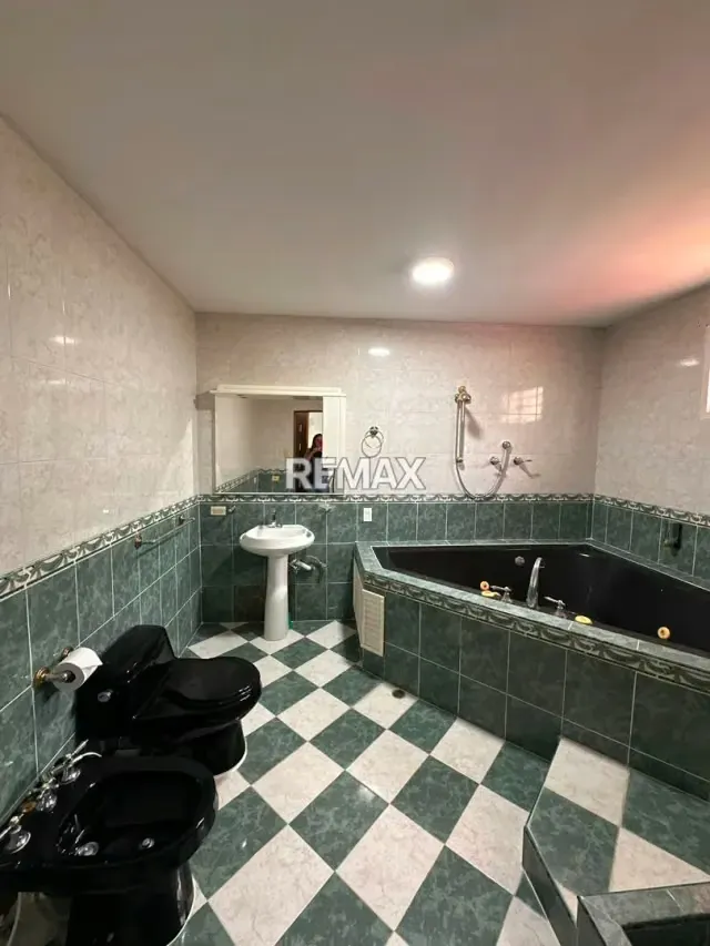 En Venta Espectacular Quinta con Piscina en Venta – Turmero! - 14