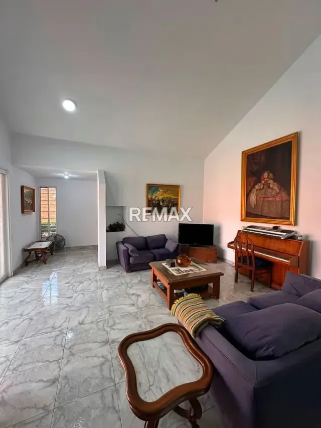 En Venta Espectacular Quinta con Piscina en Venta – Turmero! - 6
