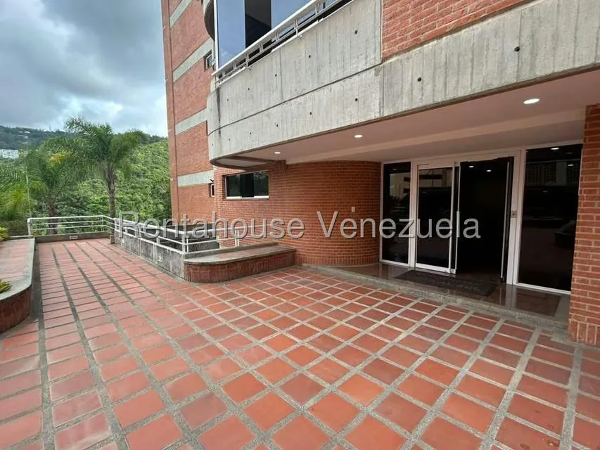 Apartamento (1 Nivel) en Alquiler en Lomas del Sol, Distrito Metropolitano - 9