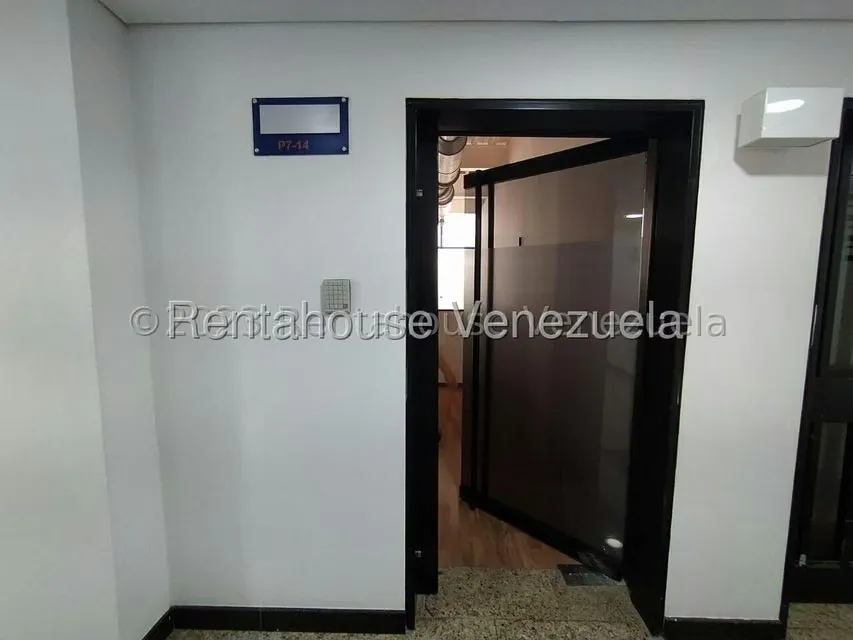 Oficina en Alquiler en La Lagunita Country Club, Distrito Metropolitano - 2