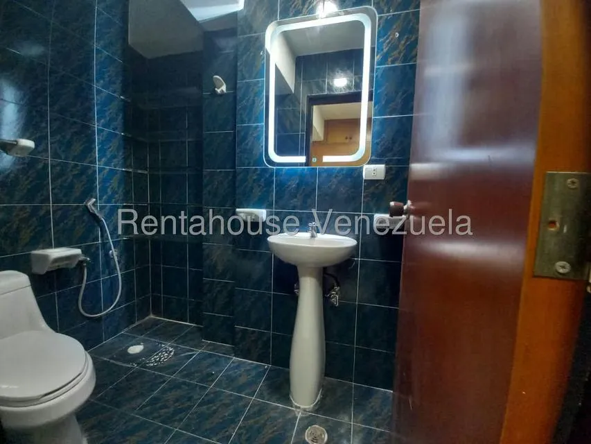 Apartamento (1 Nivel) en Venta en Colinas de La California, Distrito Metropolitano - 25