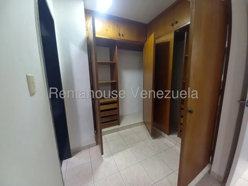 Apartamento (1 Nivel) en Venta en Colinas de La California, Distrito Metropolitano - 26