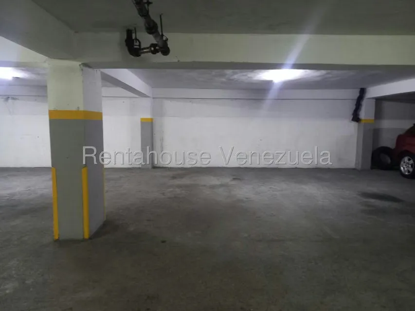 Apartamento (1 Nivel) en Venta en Colinas de La California, Distrito Metropolitano - 28