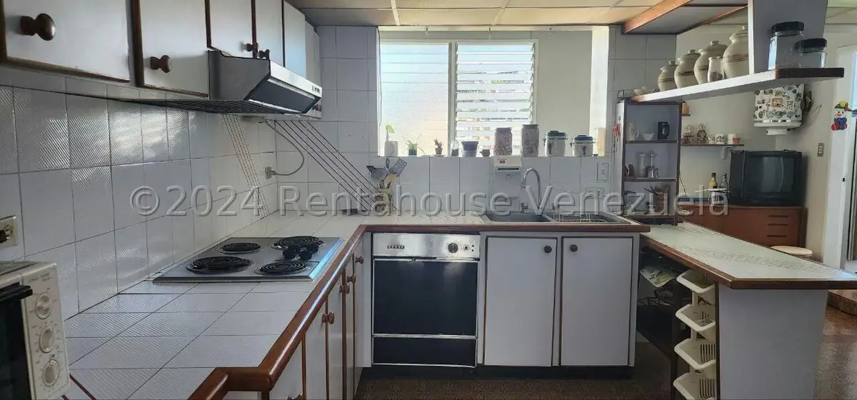 Apartamento (1 Nivel) en Venta en Colinas de Bello Monte, Distrito Metropolitano - 11