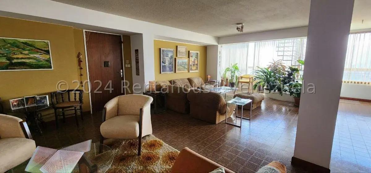 Apartamento (1 Nivel) en Venta en Colinas de Bello Monte, Distrito Metropolitano - 3
