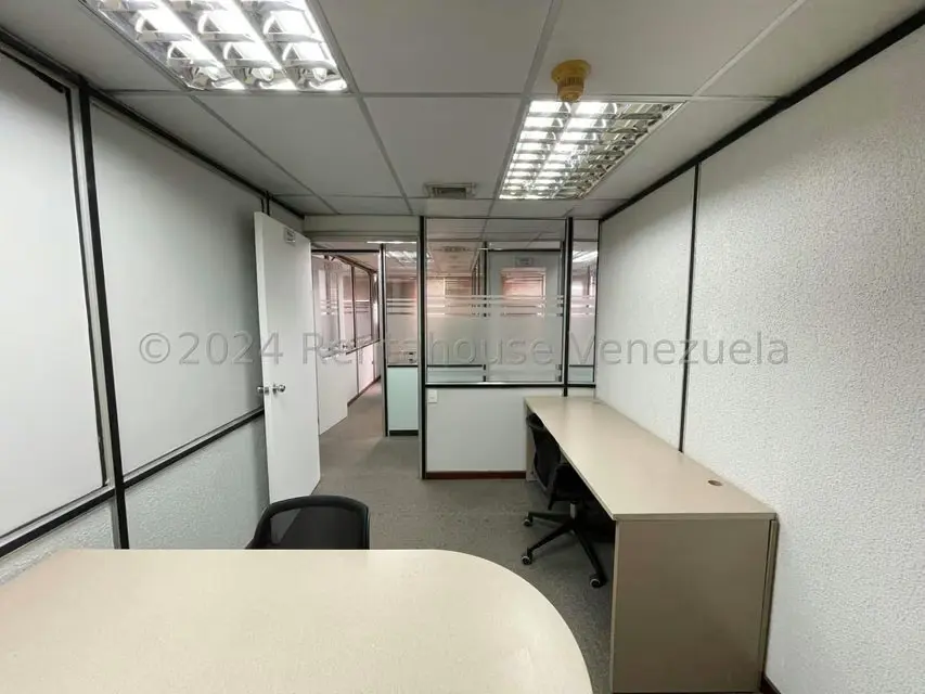 Oficina en Venta en La Trinidad, Distrito Metropolitano - 11