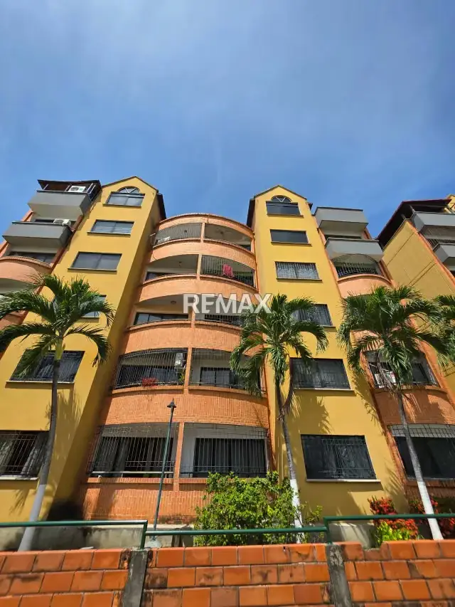 Alquiler Apartamento Urbanizacion Poblados de San Diego planta baja