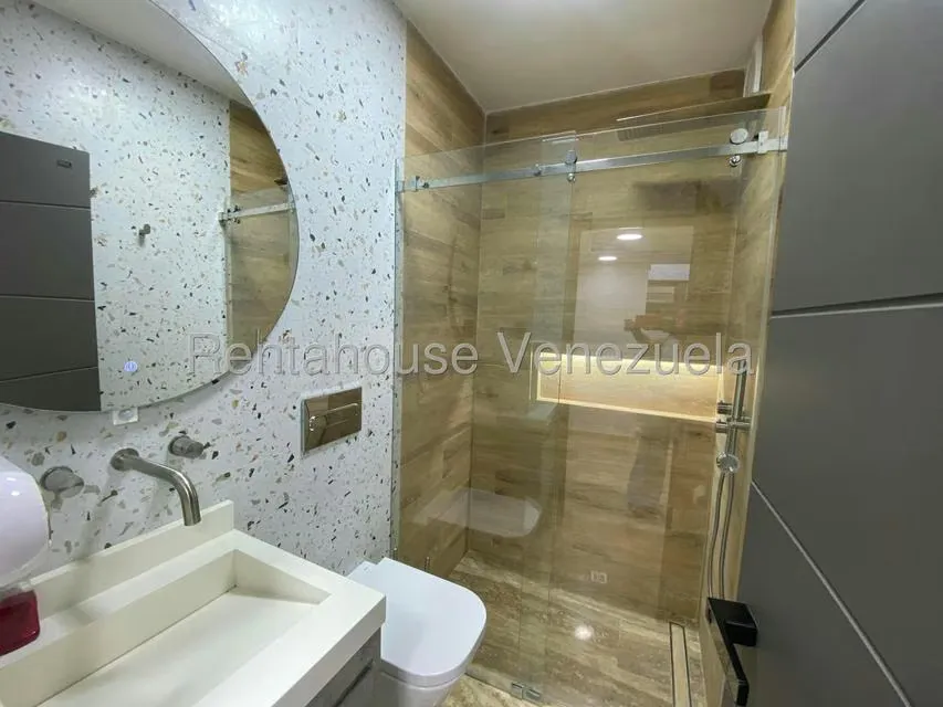 Apartamento (1 Nivel) en Venta en Santa Ines, Distrito Metropolitano - 16