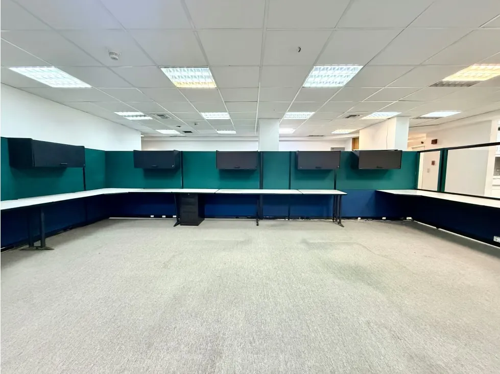 Alquilo oficina corporativa 369m2 Av. Ppal de Los Ruices 1139 - 9