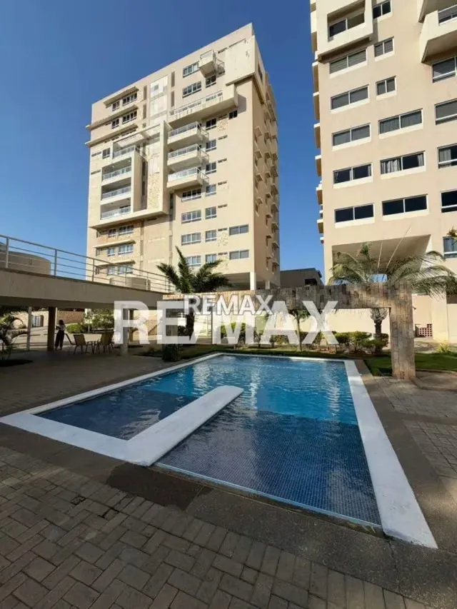 EN VENTA APARTAMENTO PLAZA CAMPO
