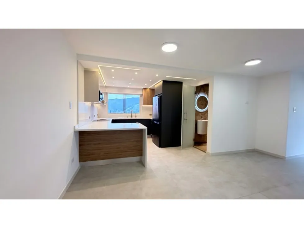 Apartamento en Alquiler en Colinas De Bello Monte de 1h,2B,1E 62m2 - 4
