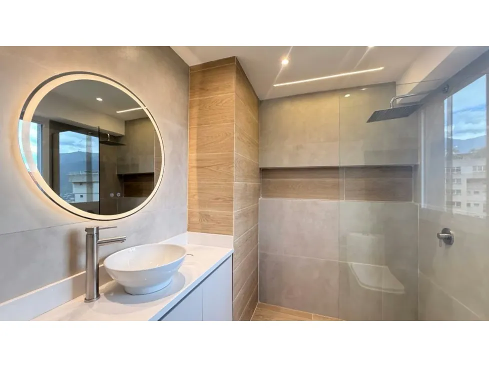 Apartamento en Alquiler en Colinas De Bello Monte de 1h,2B,1E 62m2 - 39
