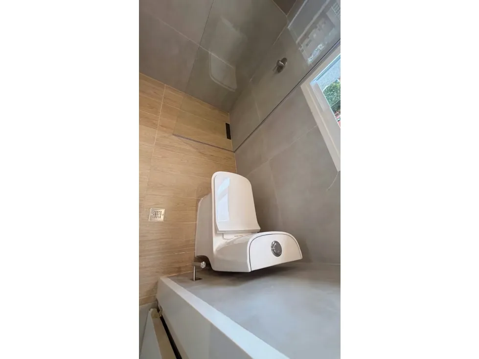 Apartamento en Alquiler en Colinas De Bello Monte de 1h,2B,1E 62m2 - 43